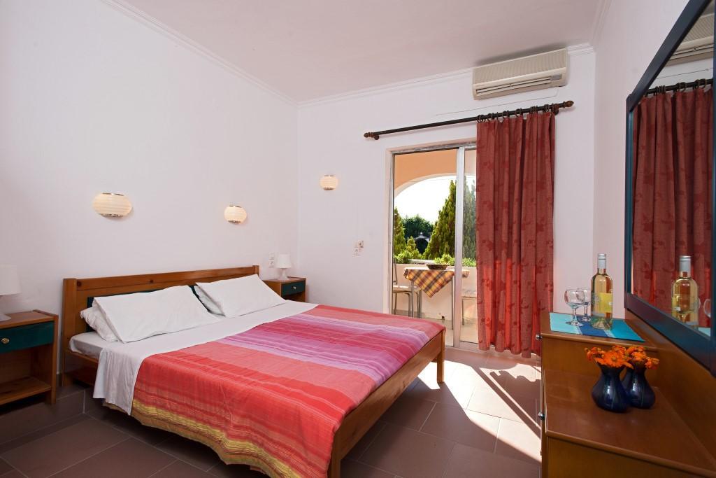 Blue Lagoon Roda (Corfu) Exterior foto