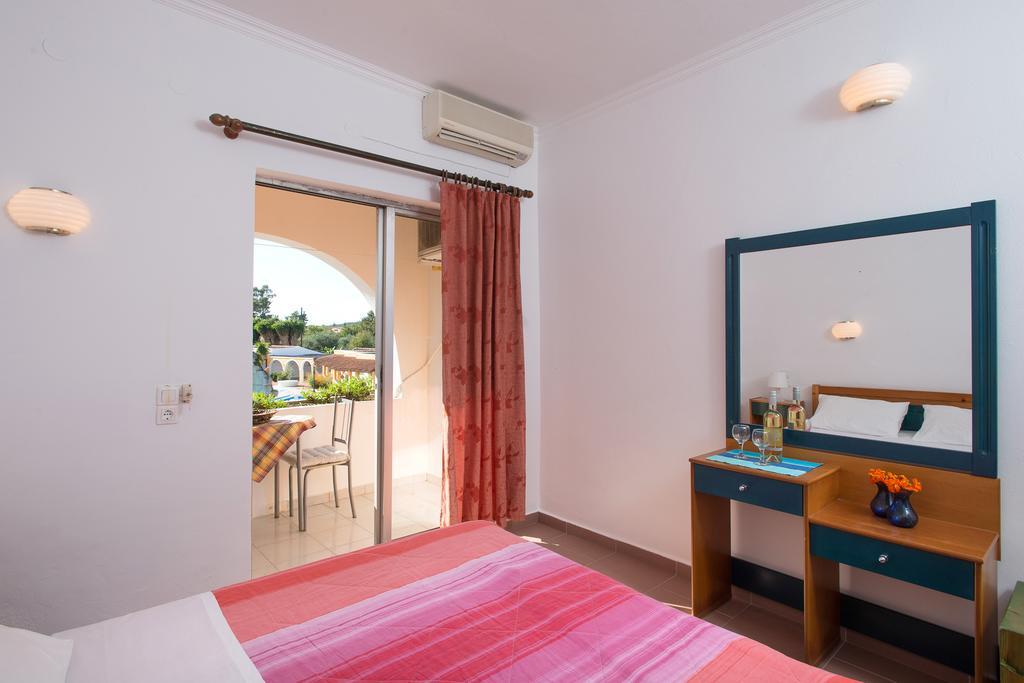 Blue Lagoon Roda (Corfu) Exterior foto